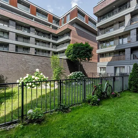 Nadwislanska 11 With Garden *